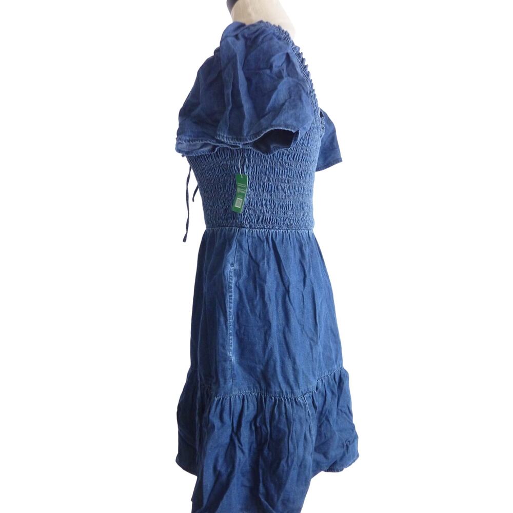 NWT Gap Flutter Sleeve Smocked Denim Mini Dress M Blue Scoop Neck Ruffle Hem - Picture 4 of 7